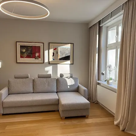 Sanhaus - Royal - 3 Minuty Od Plazy I Deptaka Апартаменты *